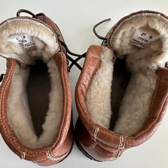 Frye Archie Hiking Boots 7 Leather Faux Shearling Lined Distressed Vibram Sole - Picture 8 of 11